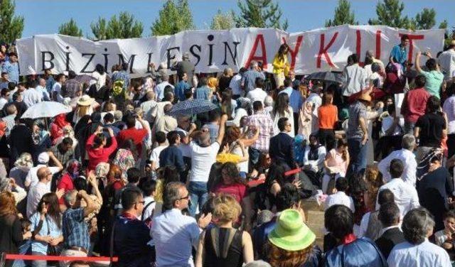 Tıp Öğrencileri 'sağlıkta Şiddet Bitsin' Mesajıyla Mezun Oldu