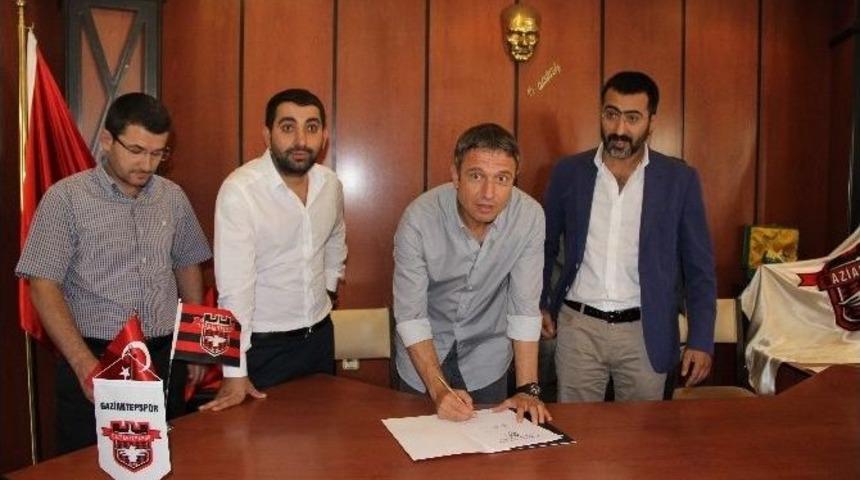 Gaziantepspor&rsquo;un Yeni Teknik Direkt&ouml;r&uuml; Mutlu Top&ccedil;u Oldu