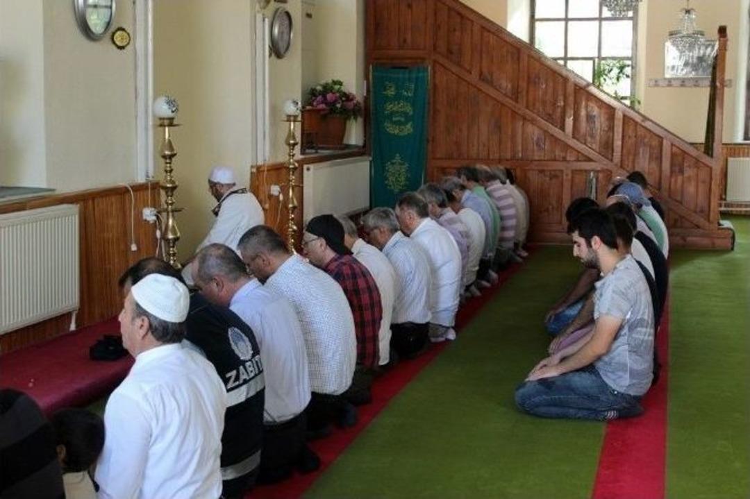 S&uuml;leyman Demirel İ&ccedil;in Mevlid Okutuldu