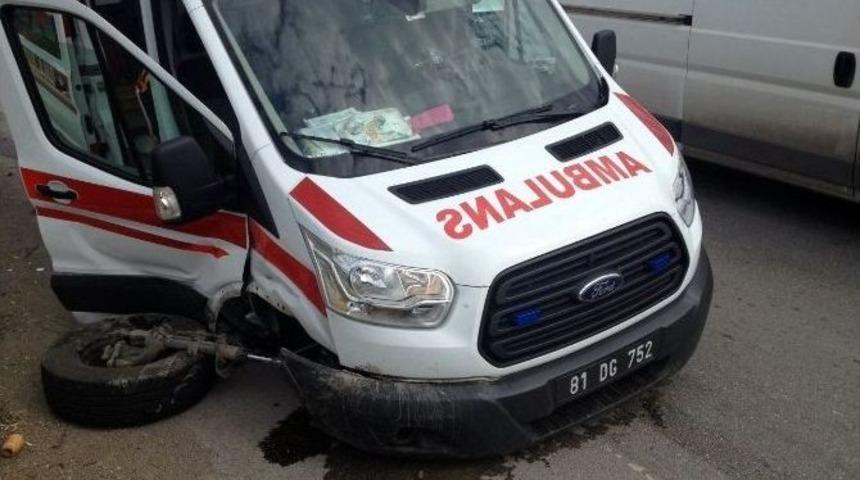 Kazada Yaralananları Almaya Giden Da Ambulans Kaza Yaptı