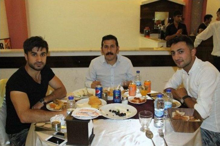 Aras Edaş Çalışanları İftarda Buluştu G5