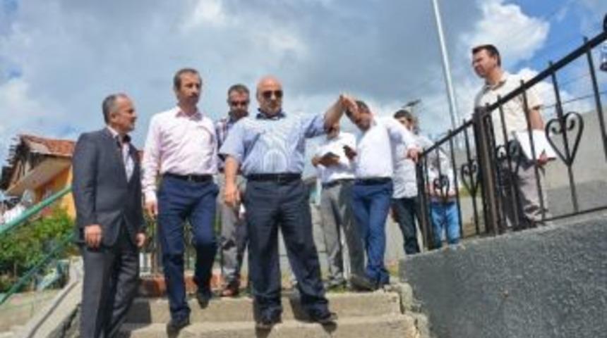 İzmit Belediyesi Mahalleleri Boş Bırakmıyor