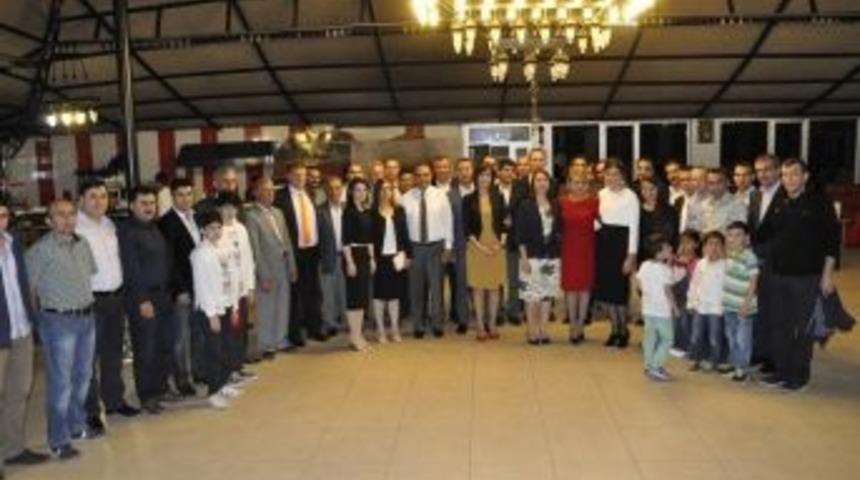 G&uuml;r&uuml;n&rsquo;de Tayini &Ccedil;ıkan Memurlara Veda Gecesi D&uuml;zenlendi