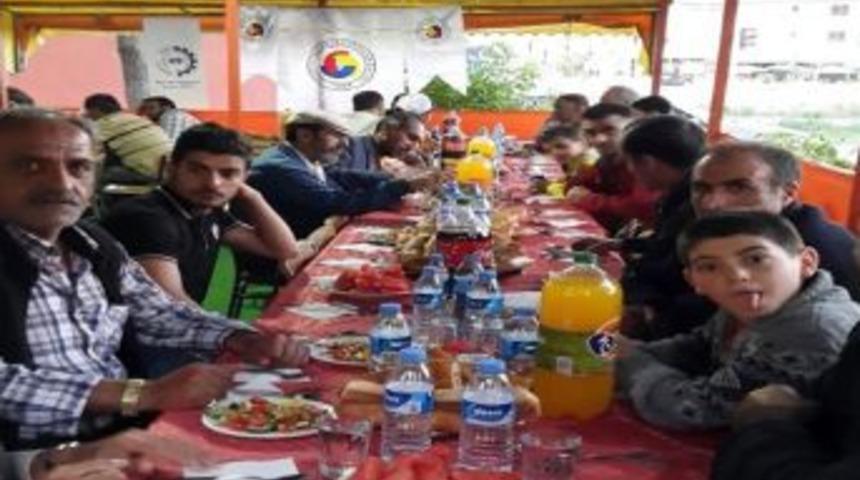 Ptso İftar Yemeği Verdi