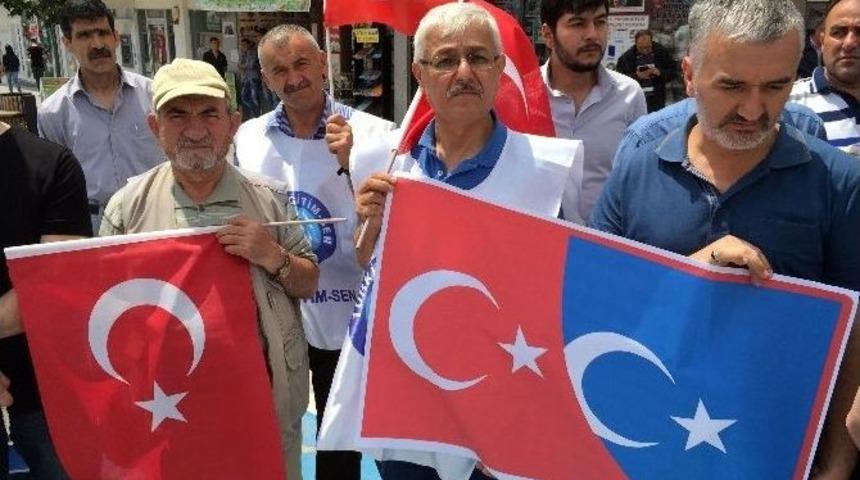 Bolu&rsquo;da Doğu T&uuml;rkistan&rsquo;da Yapılan Zulme Tepki Y&uuml;r&uuml;y&uuml;ş&uuml;
