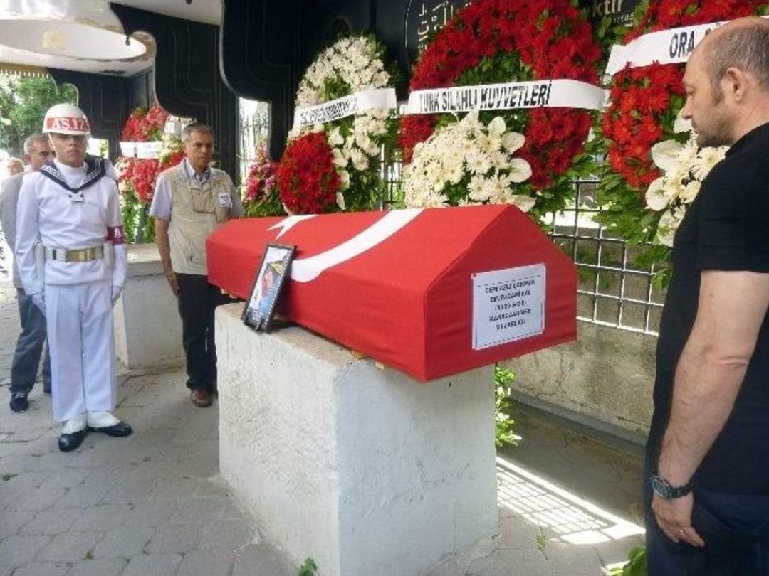 &lsquo;balyoz&rsquo; Sanığı Tuğamiral &Ccedil;akmak, Son Yolculuğuna Uğurlandı