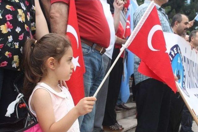 Türkiye Kamu-sen Çin Zulmü’nü Protesto Etti