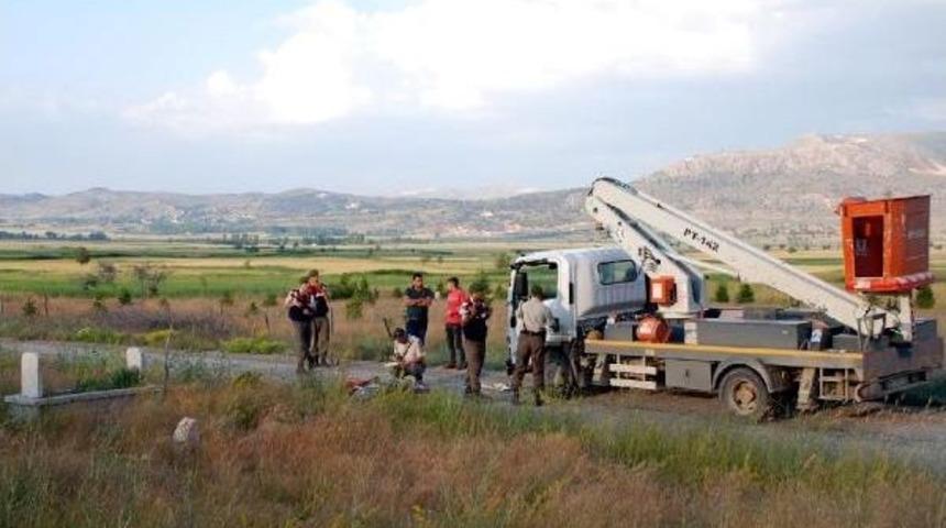 Karı- Koca Motosiklet Kazasında &Ouml;ld&uuml;, Torunu Ağır Yaralı