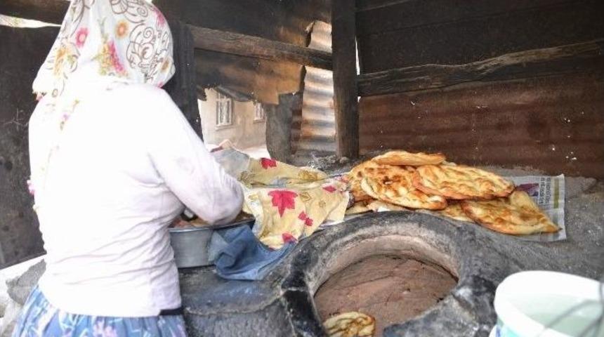 Kadınlardan &Ouml;rnek Davranış