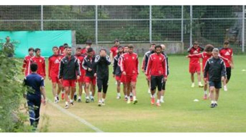 Yeni Malatyaspor&rsquo;un Bolu Kampı S&uuml;r&uuml;yor