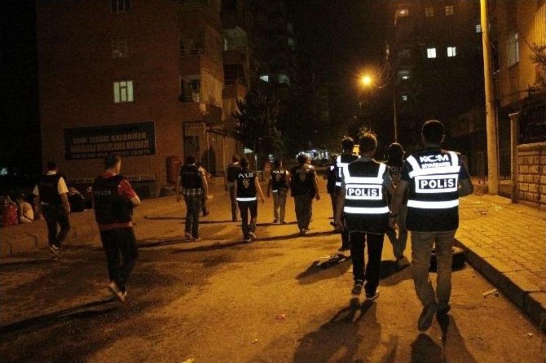 Diyarbakır Polisi Uygulamaları Sıklaştırdı