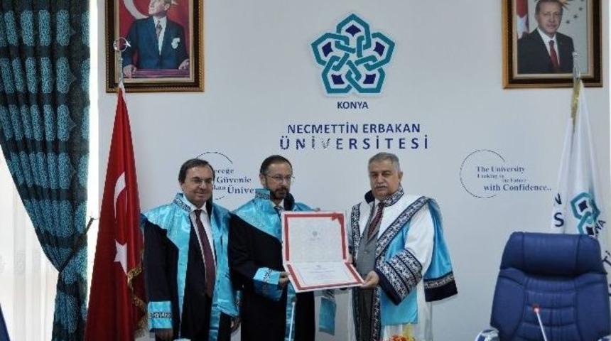 Rıfat Oral&rsquo;a Fahri Doktora Unvanı Verildi