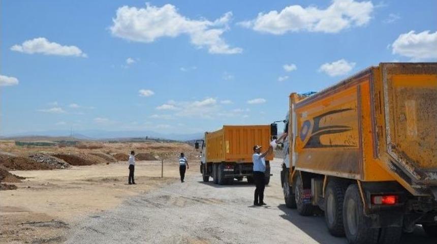 B&uuml;y&uuml;kşehir, Hafriyat Kamyonlarını Uydudan Takip Edecek