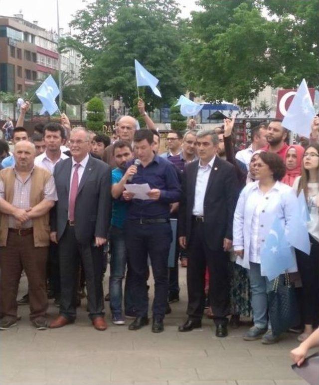 Giresun’da Ülkücüler Doğu Türkistan İçin Yürüdü