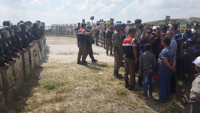 Ankara’da Mahalle Sakinlerinden Taş Ocağı Eylemi