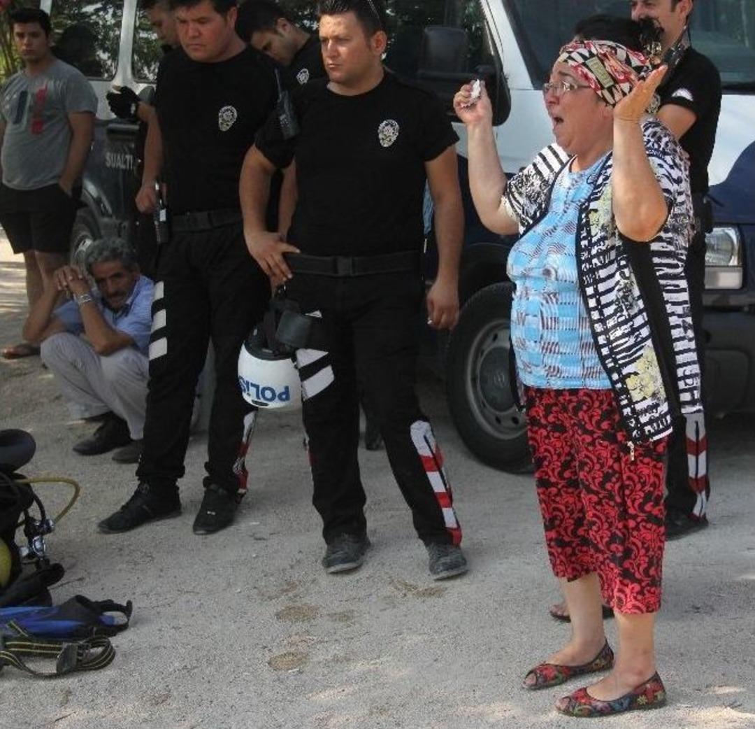 Oğlu Nehirde Kaybolan Annenin Y&uuml;rek Yakan Feryadı