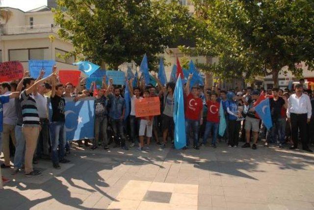 Denizli'de Çin Protestosu