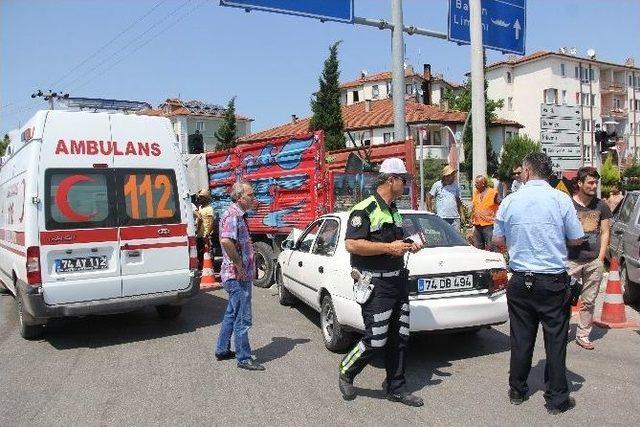 Bartın’da Zincirleme Trafik Kazası: 4 Yaralı