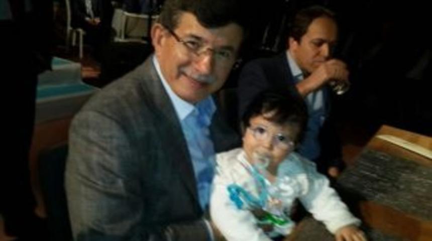 Başbakan Davutoğlu, Bilim Ve Sanat Vakfı&rsquo;nın İftarına Katıldı