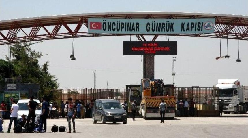 Suriyeliler Savaşa Rağmen Ülkelerine Dönüyor