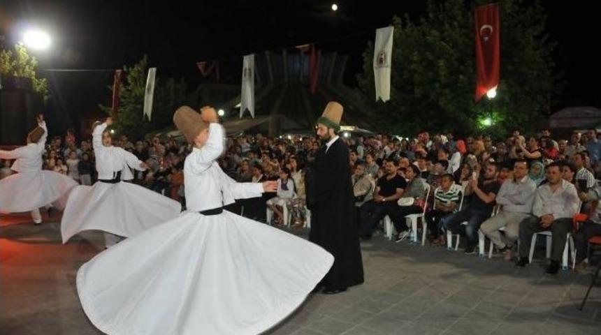 &Ccedil;an&rsquo;da Sema G&ouml;sterisi İzleyenleri Mest Etti