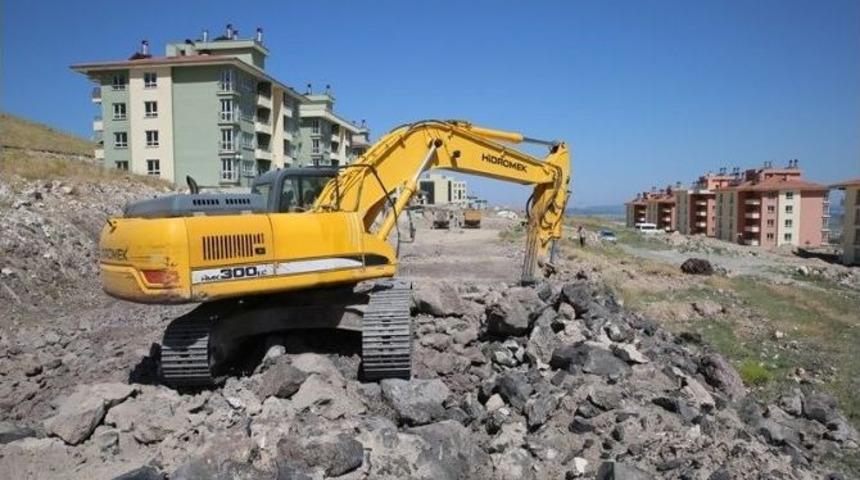 Iğdır &Uuml;niversitesi&rsquo;nde Altyapı &Ccedil;alışmaları