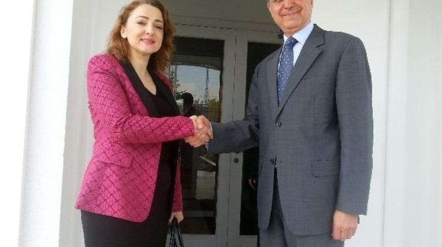 T&uuml;rkiye İş D&uuml;nyasından, Tunus Ankara B&uuml;y&uuml;kel&ccedil;isine Taziye Ziyareti