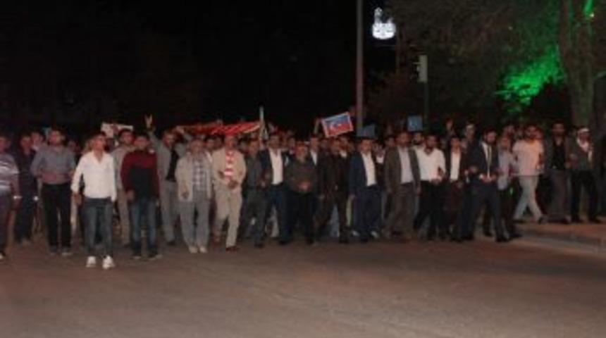 Erzurum&rsquo;da Doğu T&uuml;rkistan&rsquo;a Destek Y&uuml;r&uuml;y&uuml;ş&uuml;