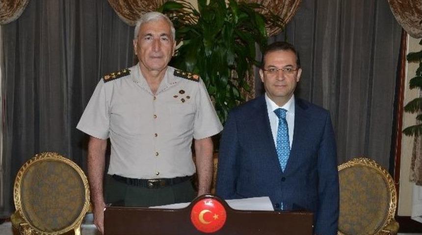 Jandarma Genel Komutanı Atay, Vali T&uuml;rker&rsquo;i Ziyaret Etti