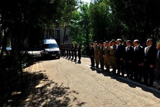 Şehit Er Şahabettin Atak İçin Askeri Tören Düzenlendi