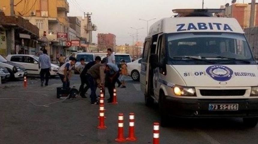 Silopi&rsquo;de Duraklara Trafik Konileri Yerleştirildi