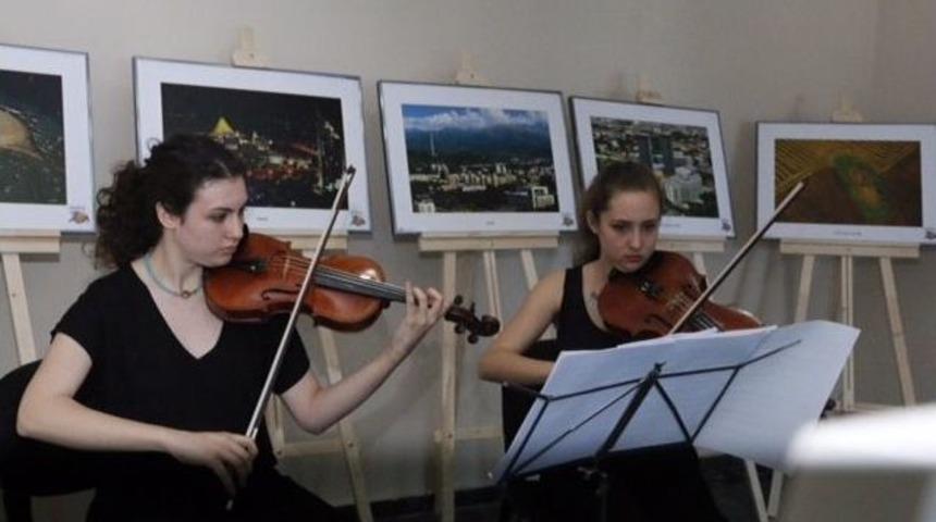 Kazakistan Cumhurbaşkanı Nazarbayev&rsquo;in Doğum G&uuml;n&uuml; Mersin&rsquo;de Kutlandı