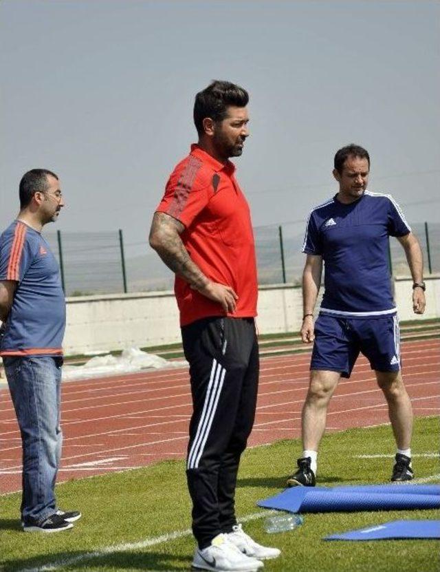 Gaziantep Büyükşehir Belediyespor, Afyonkarahisar’da Kampa Girdi