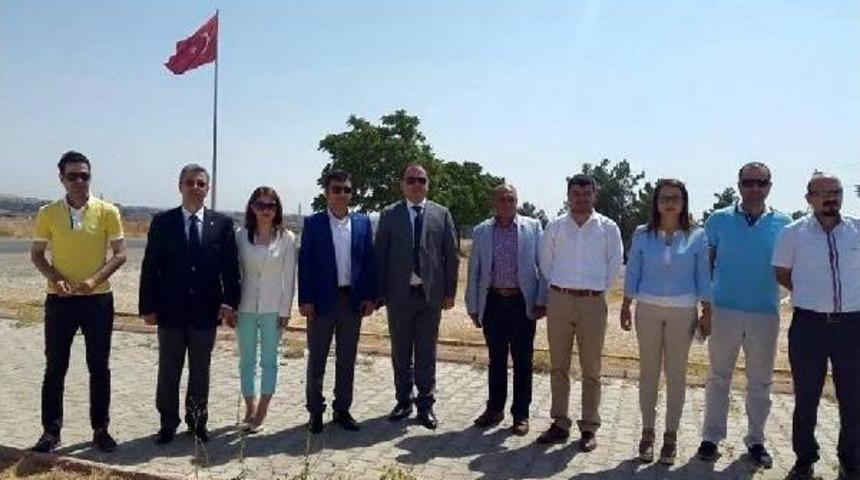 Baro Başkanları Sınırın Tansiyonunu &Ouml;l&ccedil;t&uuml;:  Suriye Bataklığında Macera Arama Cinayettir