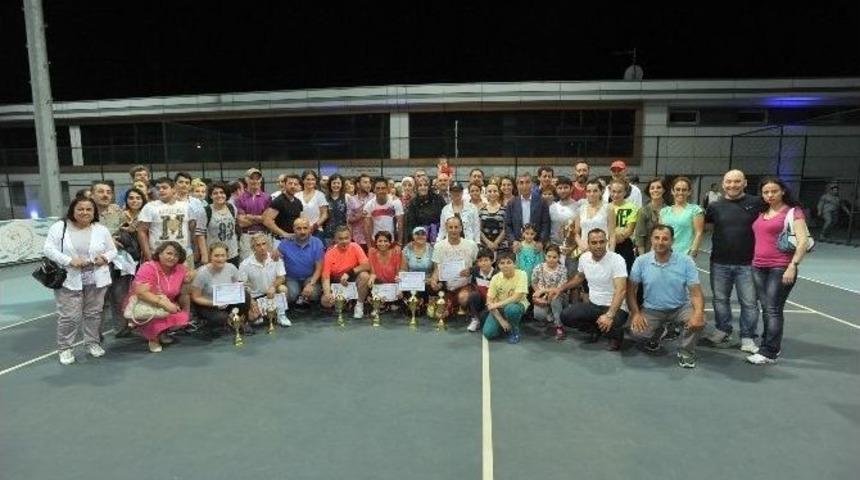 Tenis Mixed Doubles Sona Erdi