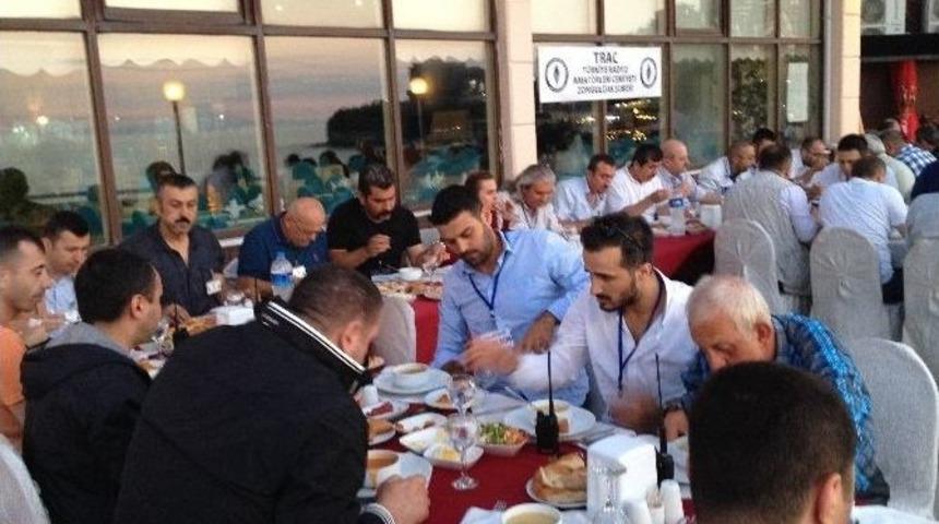 Trac &Uuml;yeleri İftarda Buluştu
