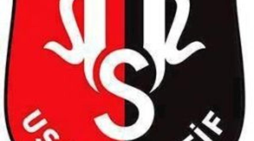 Uşak Sportif, Pınar Karşıyakayı Elinden Kaçırdı