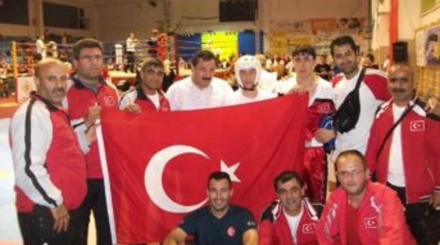 Kıtalar Arası Kıck Boks Şampiyonası’nda Akaltun’a Milli Görev