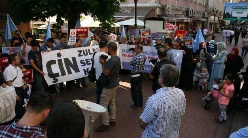 Uygur T&uuml;rklerine Uygulanan Baskı Politikası Bartın&rsquo;da Protesto Edildi