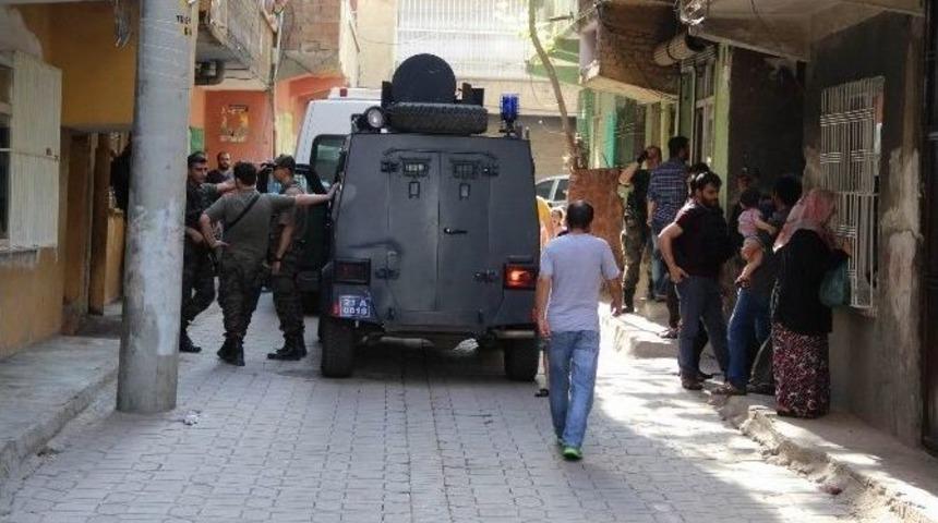 Diyarbakır&rsquo;da &lsquo;huzur Ve G&uuml;ven&rsquo; Uygulaması