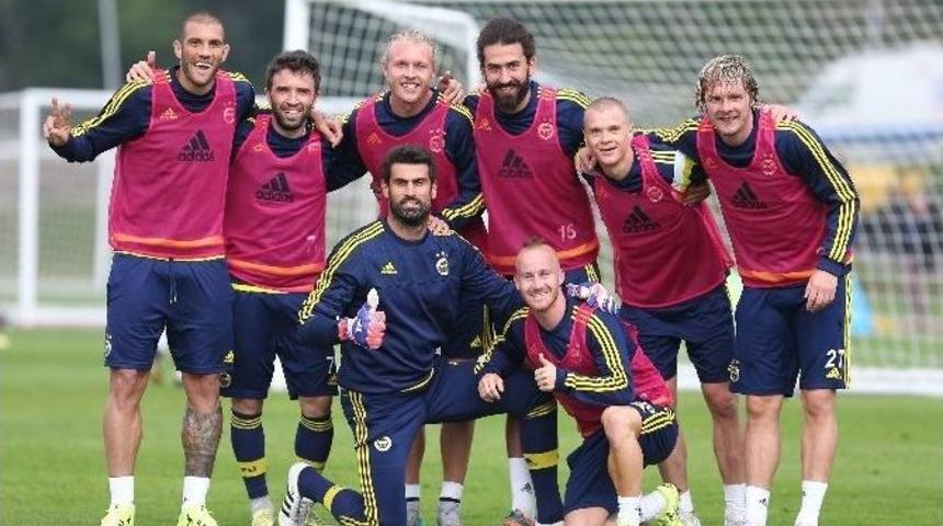 Fenerbah&ccedil;e, Yeni Sezon Hazırlıklarını S&uuml;rd&uuml;rd&uuml;
