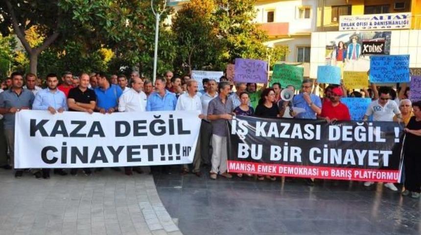 Manisa'da Kaza: 15 Tarım Iş&ccedil;isi &Ouml;ld&uuml; (11)