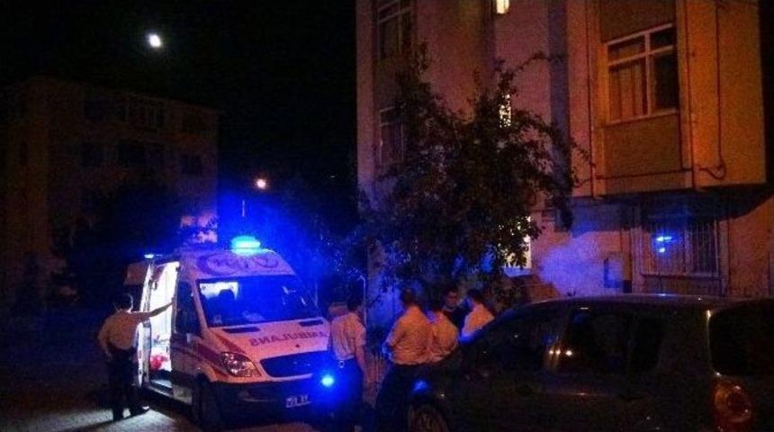 Yoğun Bakım Sekreteri Evinde İntihar Etti