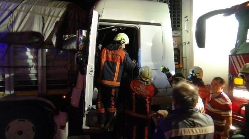 Tem Otoyolunda Tır Kazası