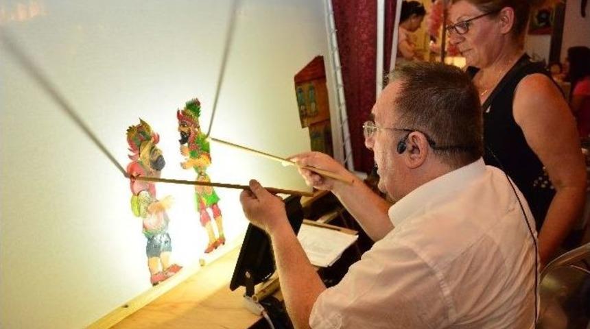 Asırlık Gelenek G&ouml;lge Oyunu Optimum&rsquo;da