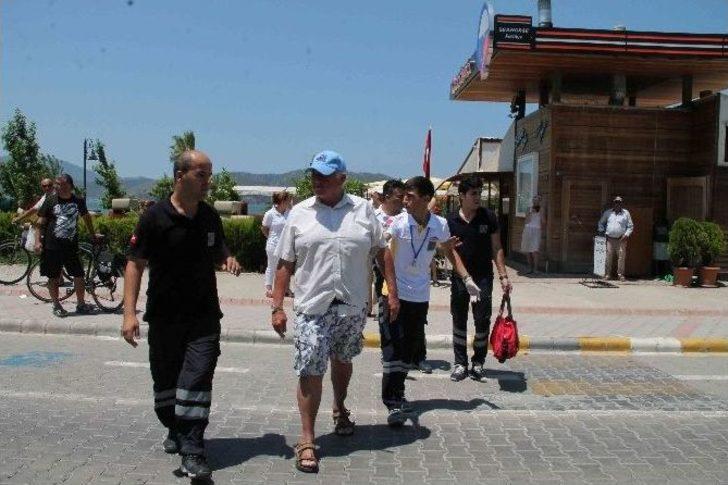 Yaralıları Masa Örtüsüyle Sıcaktan Korudular G3