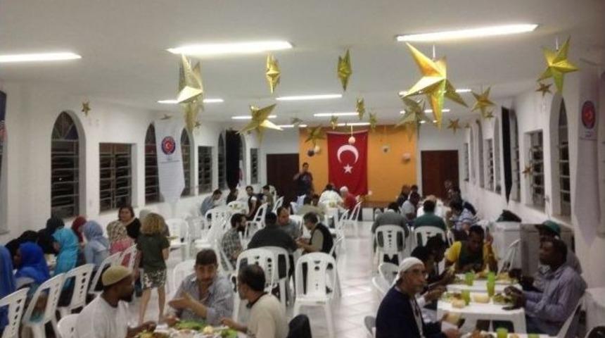 Tika Tarafından Yapılan Rio De Jenario Nur Cami&rsquo;nde İftar Programı D&uuml;zenlendi