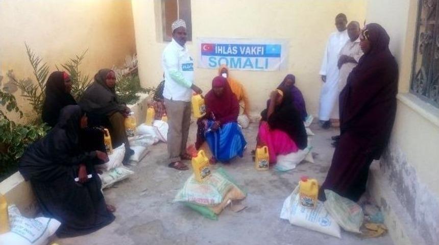 İhlas Vakfı Hayırseverlerin Yardımlarını Somali&rsquo;ye Ulaştırdı