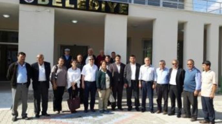 Ak Partili Sıvacı Sinanpaşa İl&ccedil;esinde Vatandaşlar İle Bir Araya Geldi