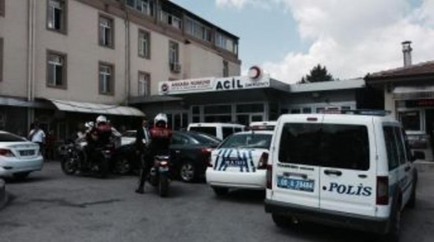 Hastaneye Getirilen Mahkum 2'si Asker 3 Kişiyi Silahla Yaralayıp Firar Etti (2) - Yeniden